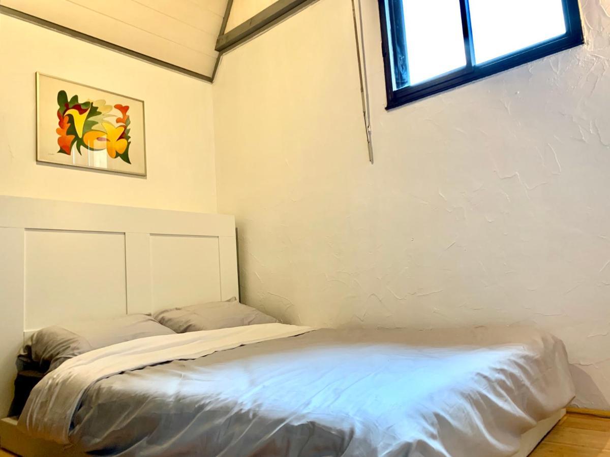 Chaleureux Appartement Centre Ville Proche Gare. 브장송 외부 사진
