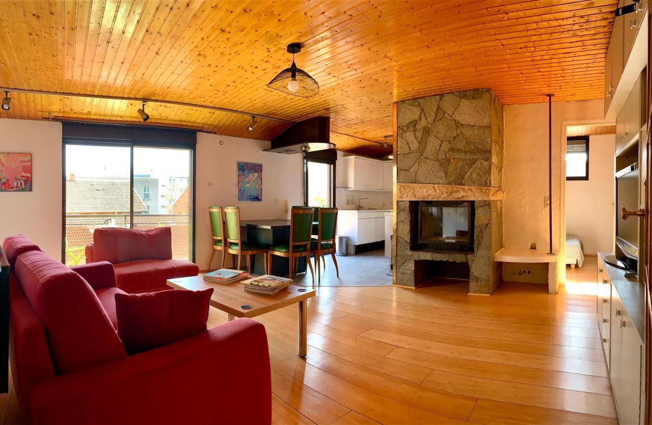 Chaleureux Appartement Centre Ville Proche Gare. 브장송 외부 사진