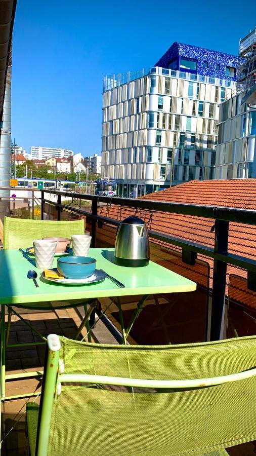 Chaleureux Appartement Centre Ville Proche Gare. 브장송 외부 사진
